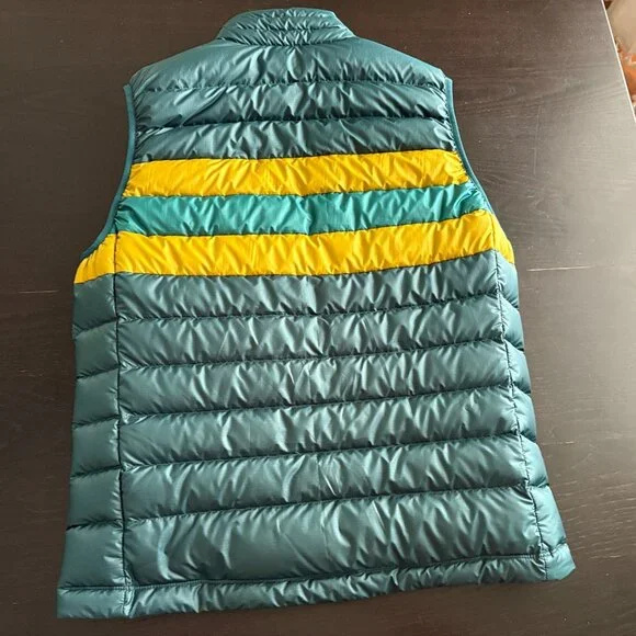 Patagonia Teal and Yellow Puffer Vest (like-new) - Picture 6 of 6